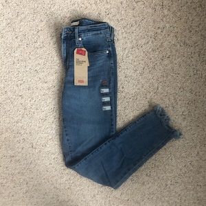 Levi’s 721 High Rise Skinny Ankle Jeans
